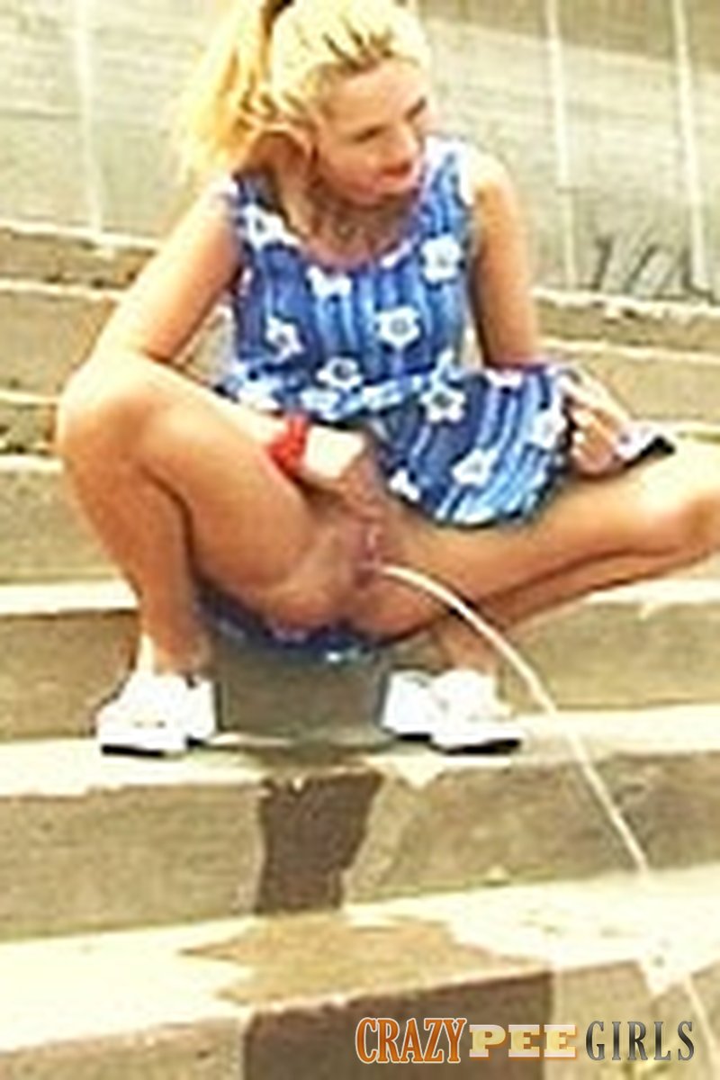 Wet Peeing - Screenshot 1 of 4