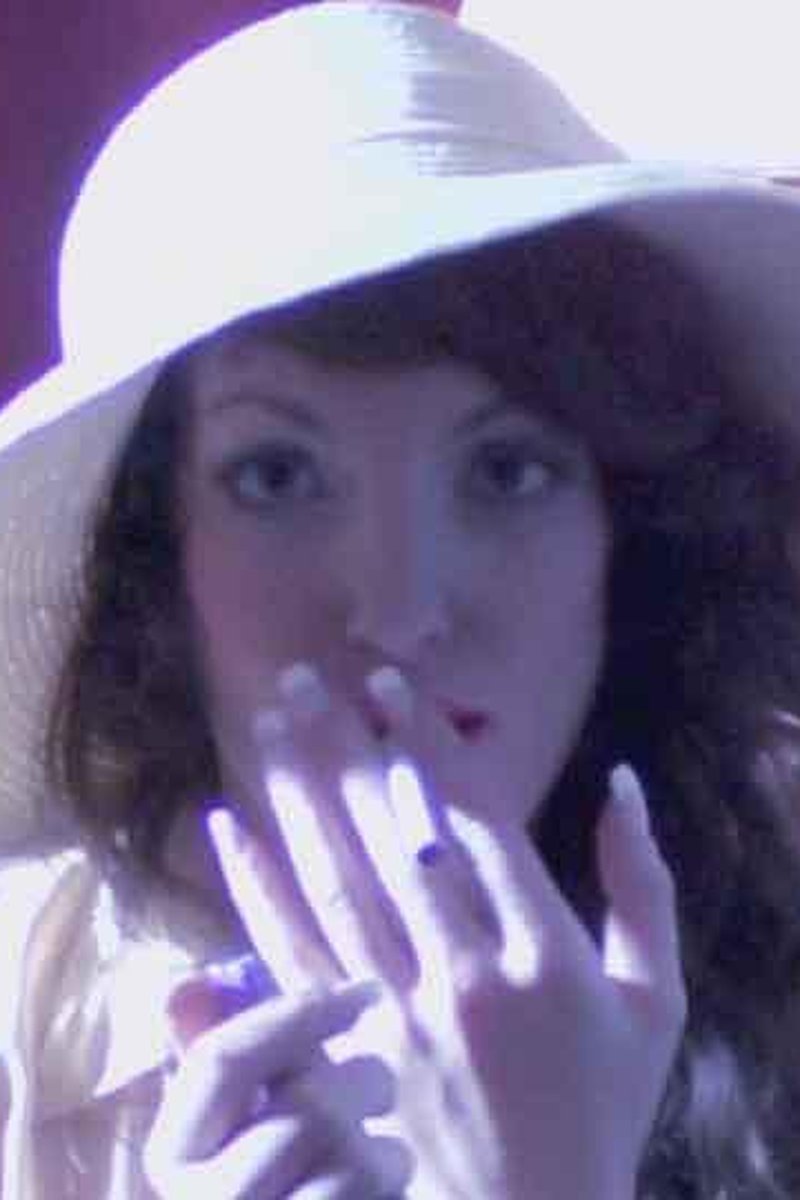 Cassandra 1 - Screenshot 1 of 4 - Spanking