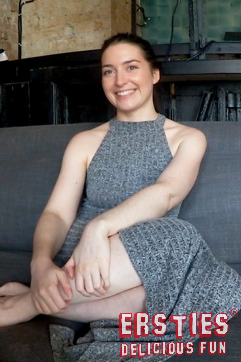 Interview with Domino - Screenshot 1 of 4 - Brown Hair