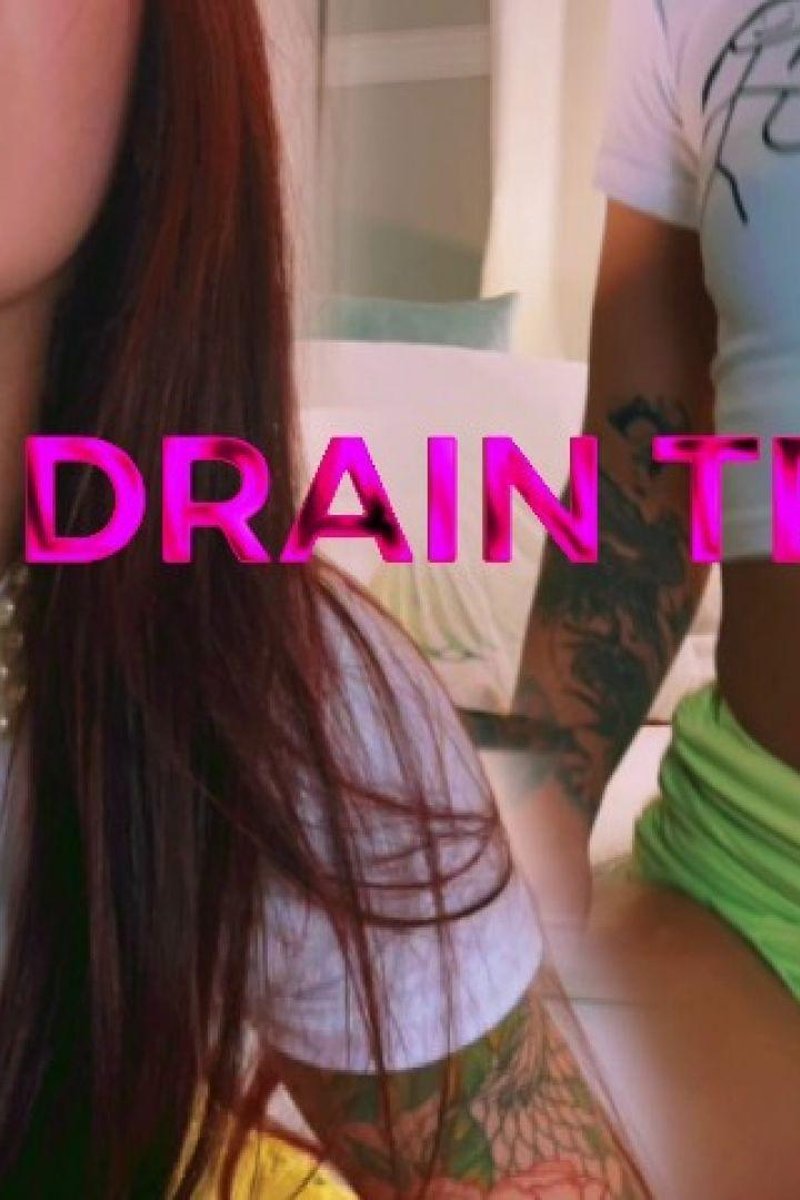 2000 Drain Trigger - Screenshot 1 of 4 - Ass Worship