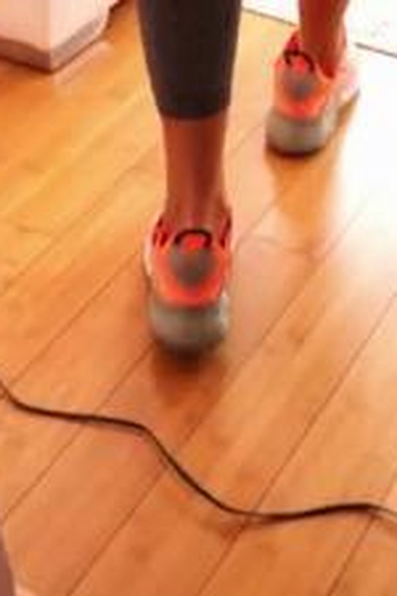 Sprained Ankle - Screenshot 1 of 4 - Bondage
