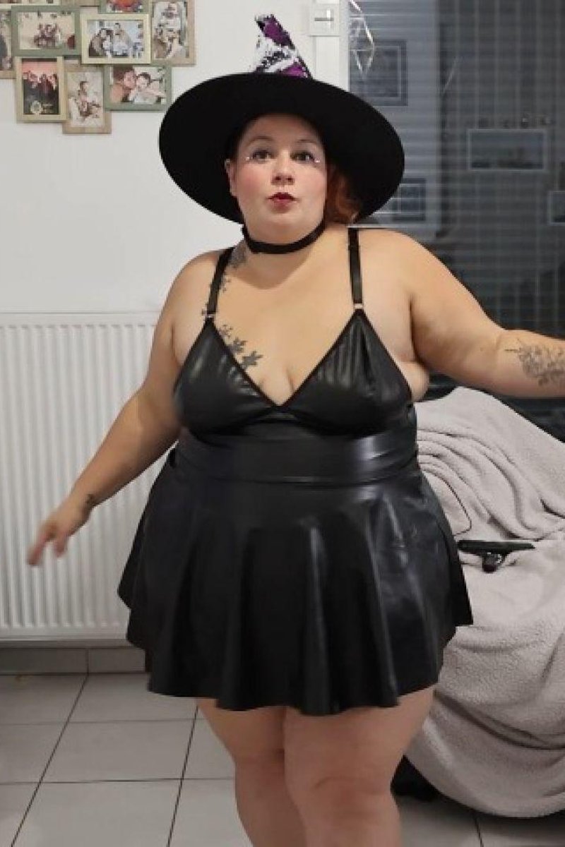 Dancing Sfw 9 - Screenshot 1 of 4 - Sfw