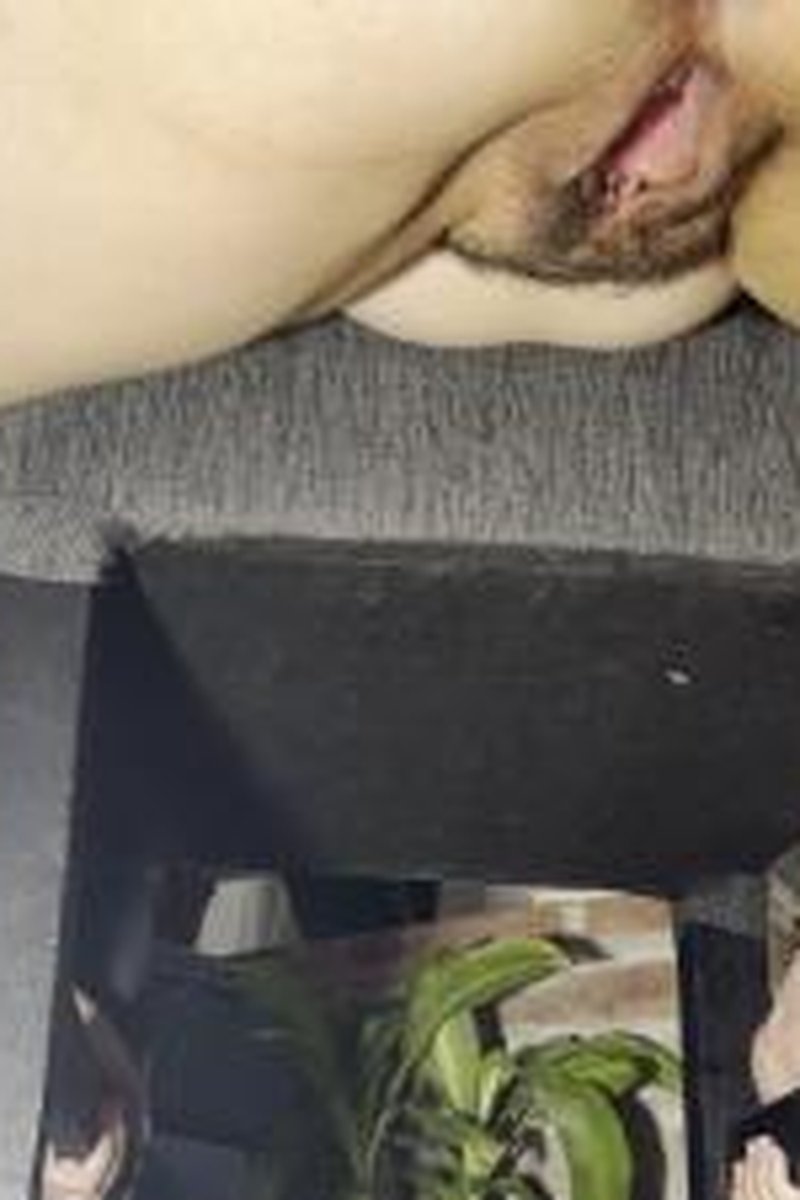 Two Times P E E - Screenshot 1 of 4 - Anal Masturbation