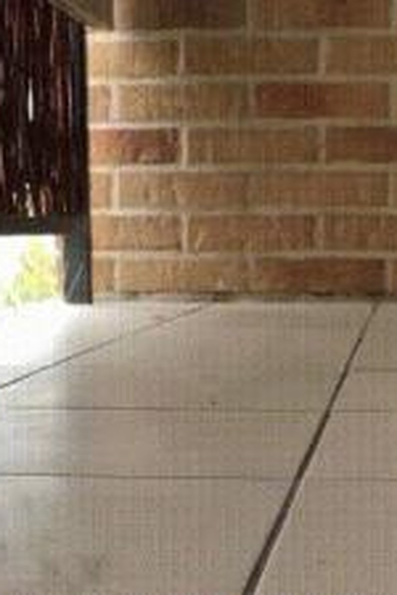 TP-iwantclipspolishmistress-lisa-dirty-feet-licking-box-part-01-polish-language-4096x2304-4k