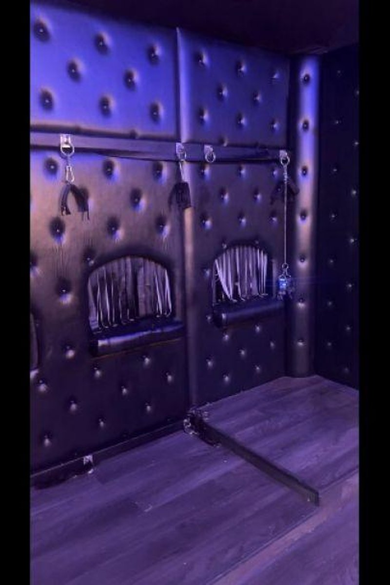 Btts - Screenshot 1 of 4 - Behind The Scenes