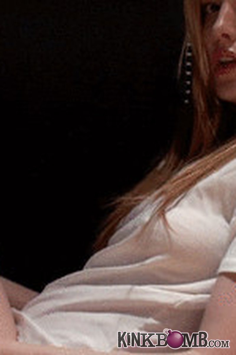 Princess Ami: Beautiful Tease (Mp4) 1280 HD - Screenshot 1 of 4 - Ass Worship