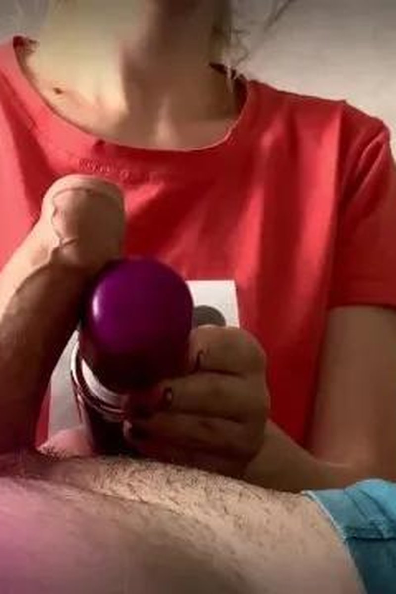 Premature Ejaculation During Session - Screenshot 1 of 4 - Cumshot