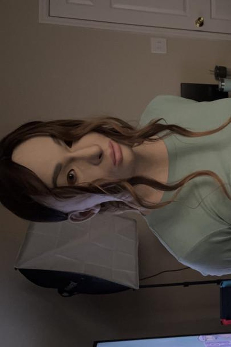 Eva Ecitement - Screenshot 1 of 4 - Cross Dressing