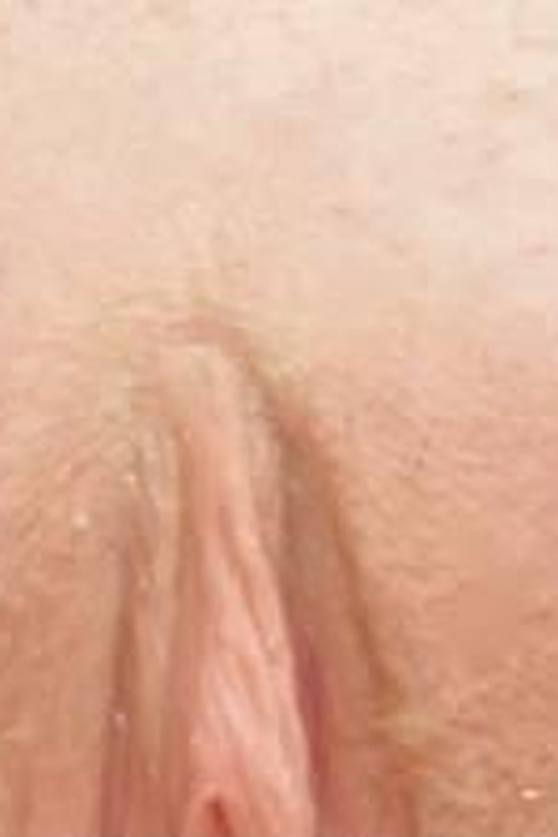 Up Close & Personal - Screenshot 1 of 4 - Pussy Torment