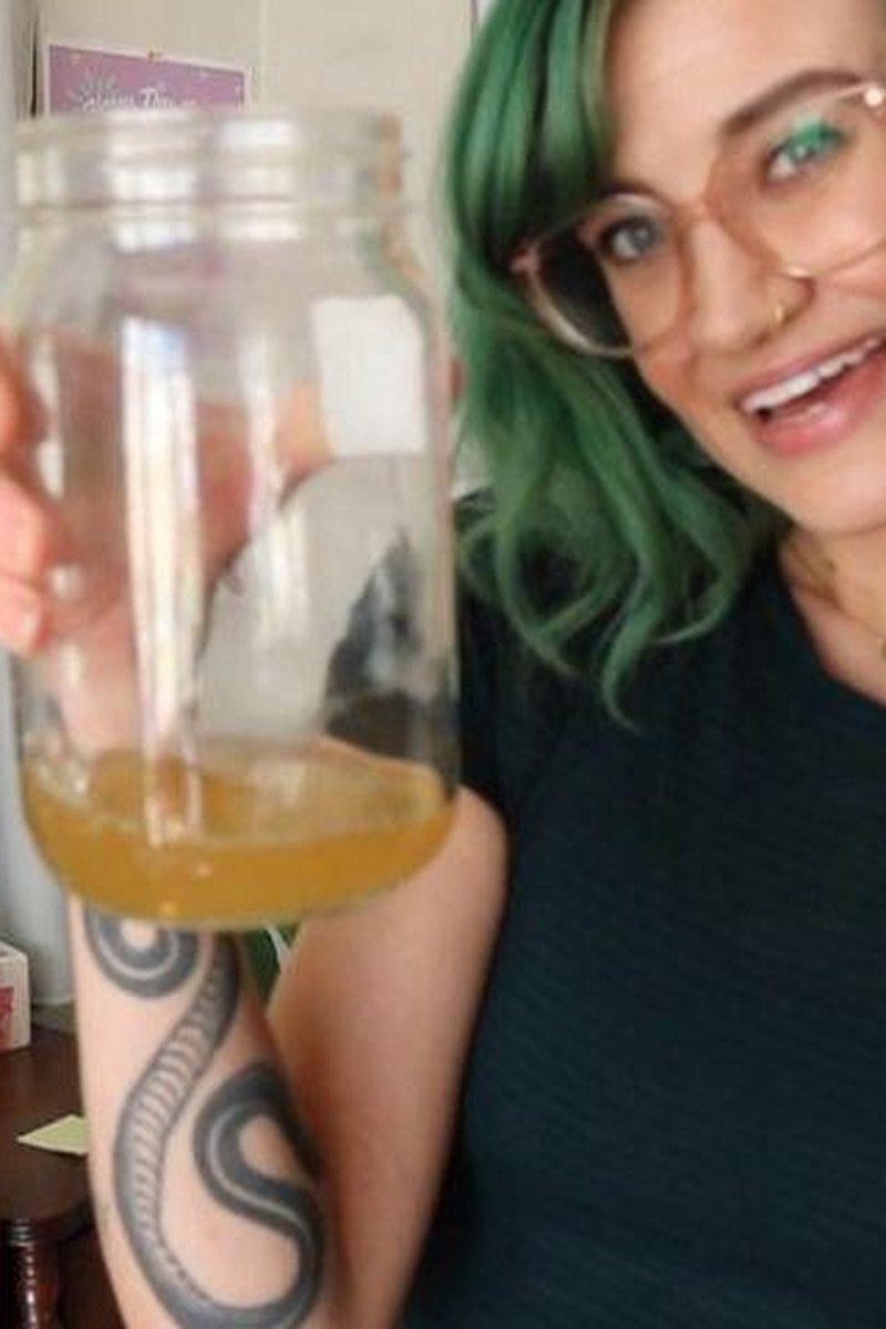 Urine Sample - Screenshot 1 of 4 - Golden Shower