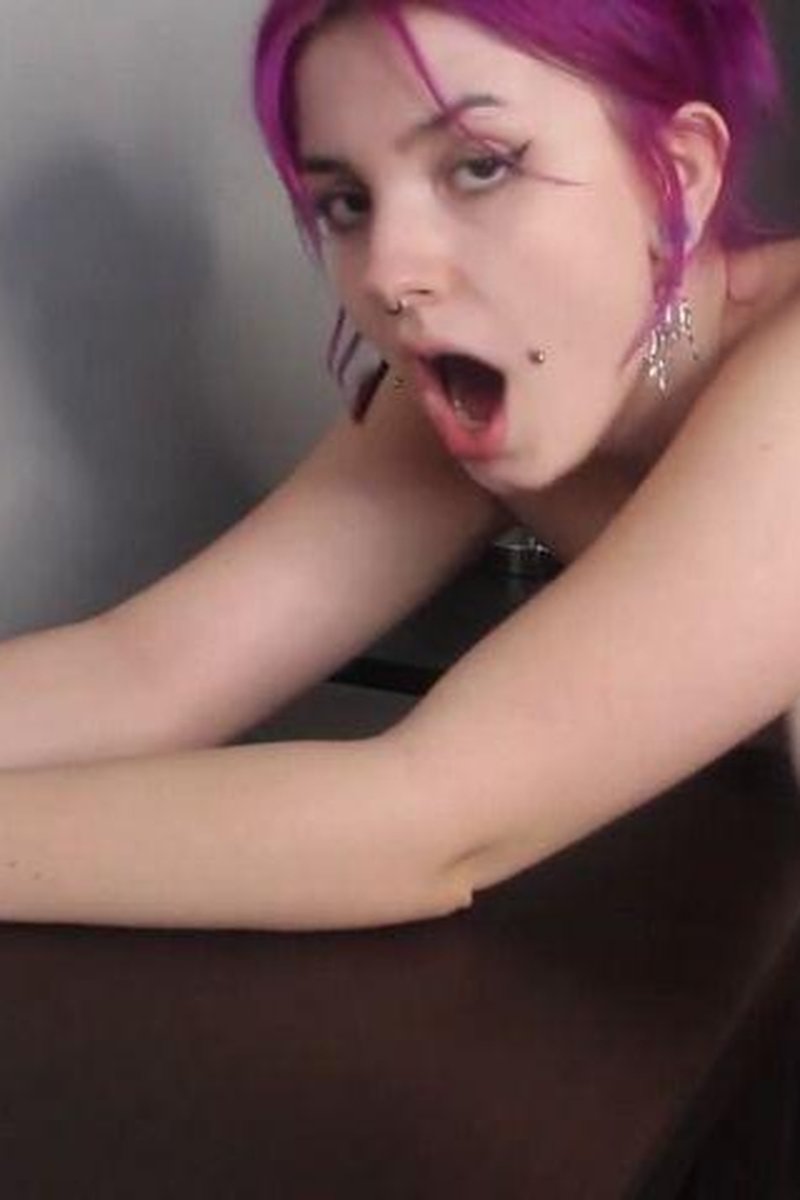 Naughty Student Taking Rough Backshots - Screenshot 1 of 4 - BBC