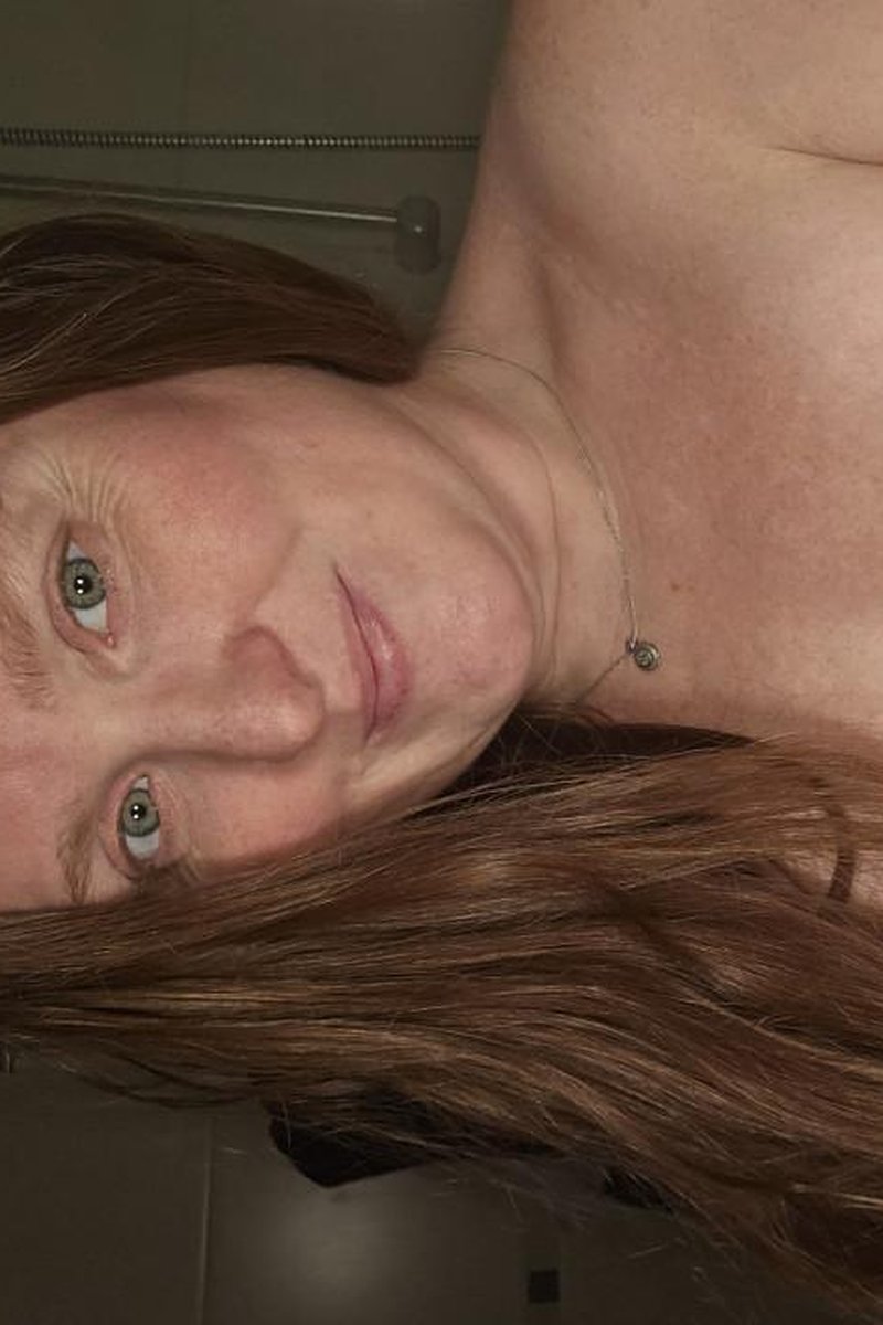 Jiggle Time - Screenshot 1 of 4 - Babes