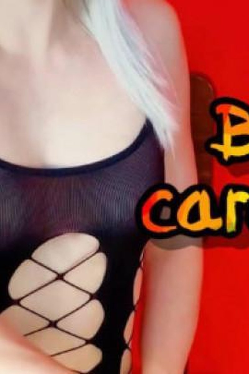 Body Caressing - Screenshot 1 of 4 - Fishnet