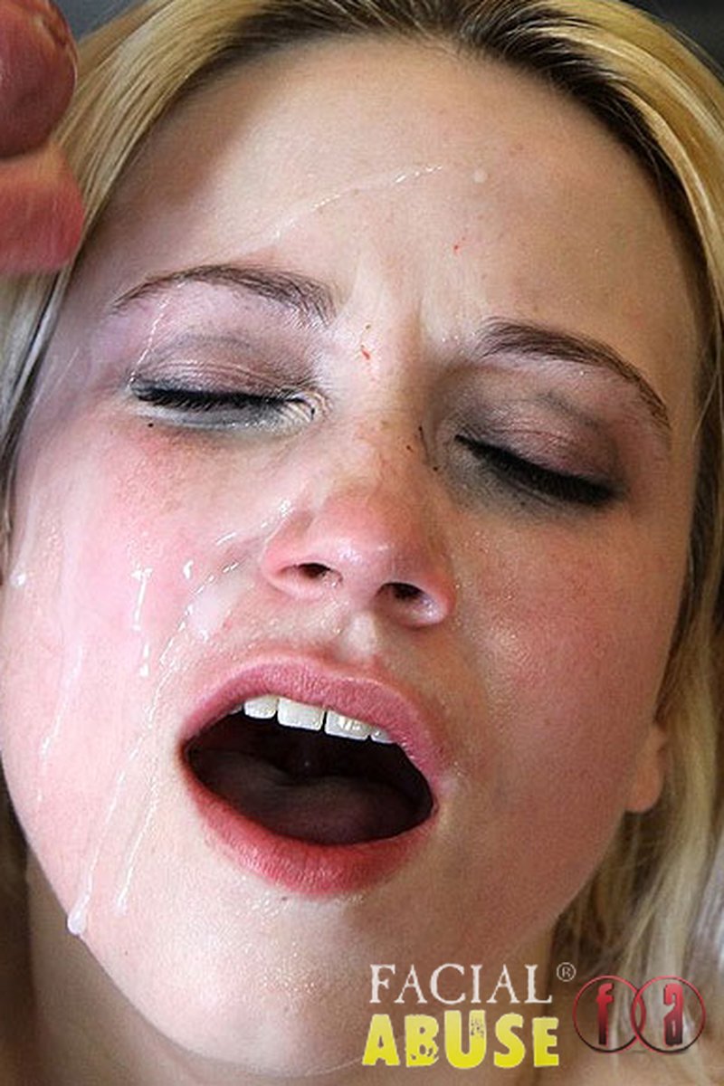 Ranie Mae - Screenshot 1 of 4 - Blowjob