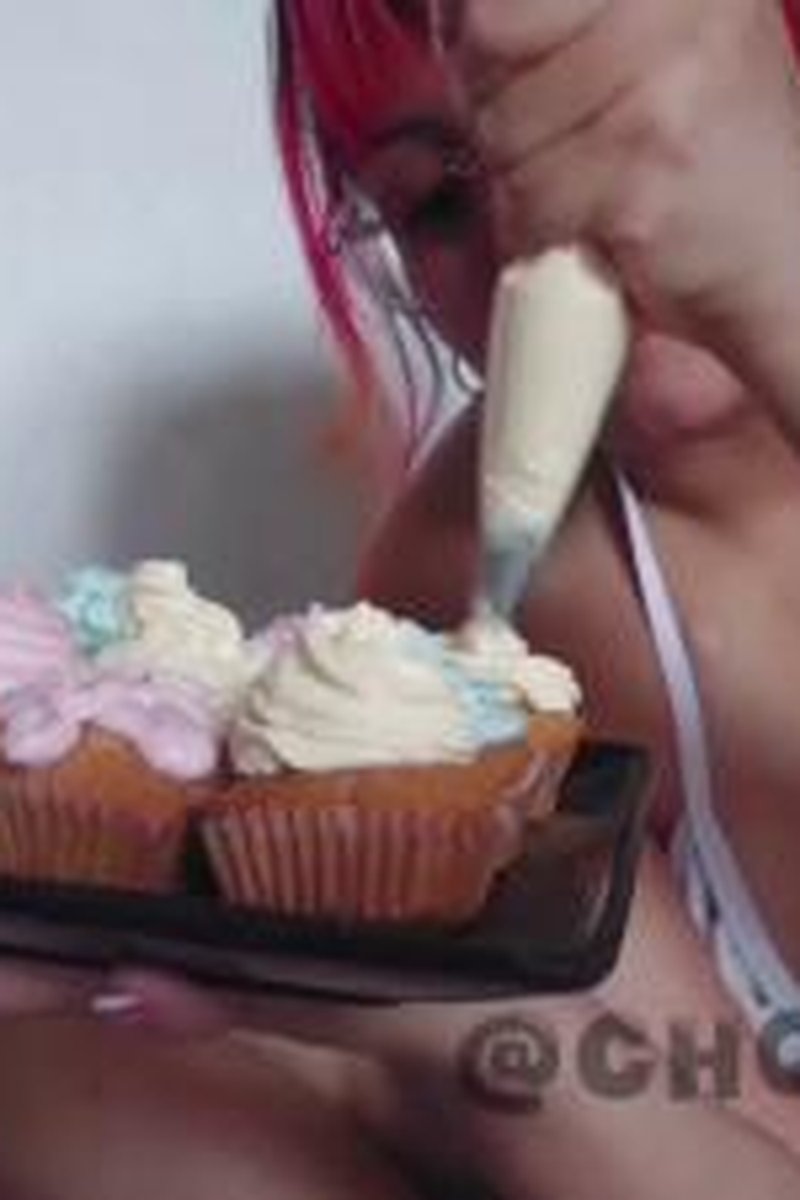 Behind The Scenes: Sploshing - Screenshot 1 of 4 - BBW