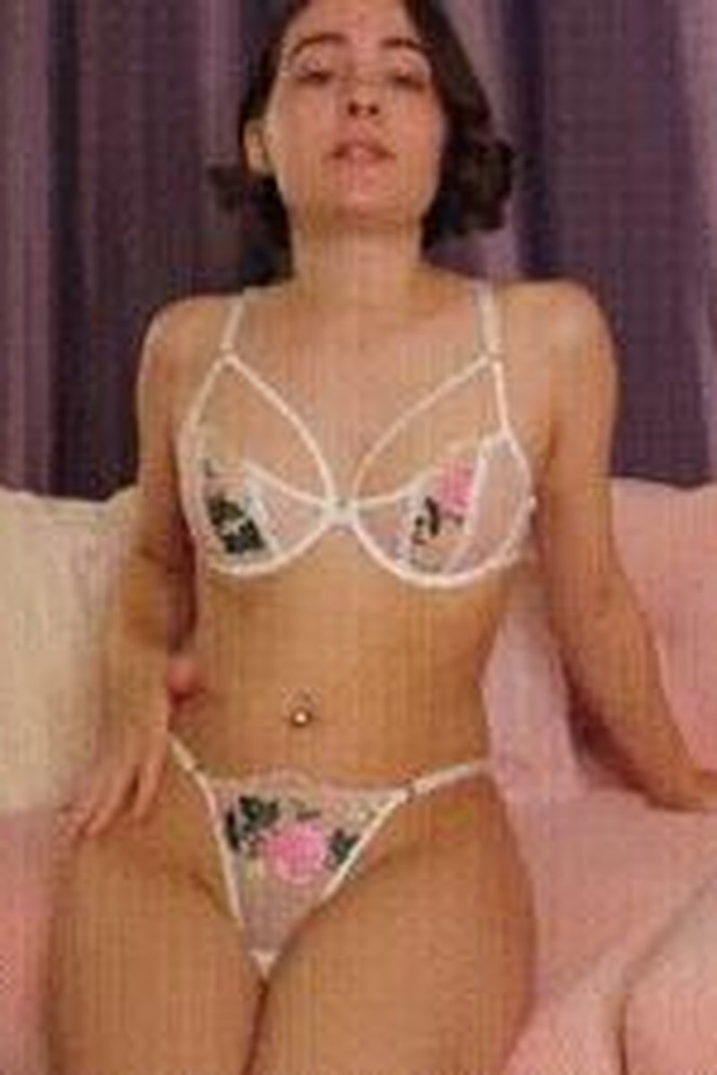 Sissy Conditioning - Screenshot 1 of 4 - Babes