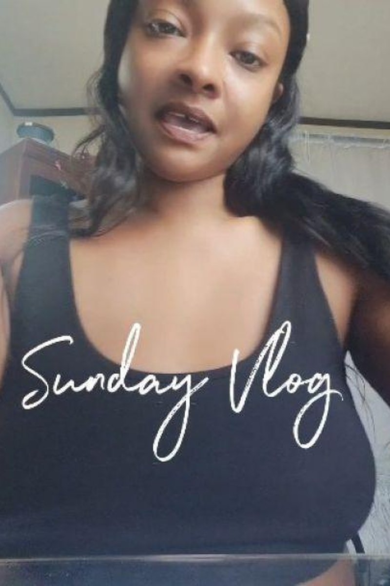 Sunday Vlog - Screenshot 1 of 4 - Smoke Fetish