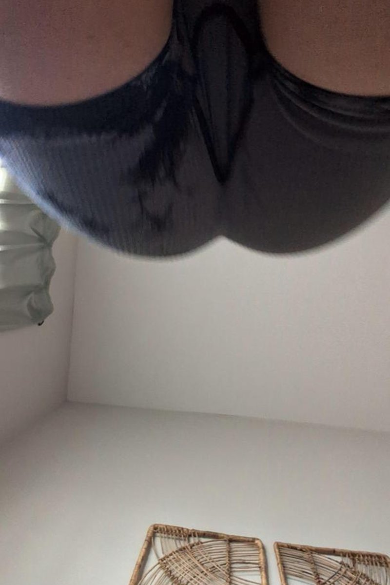 Haha Oops - Screenshot 1 of 4 - Ass Fetish