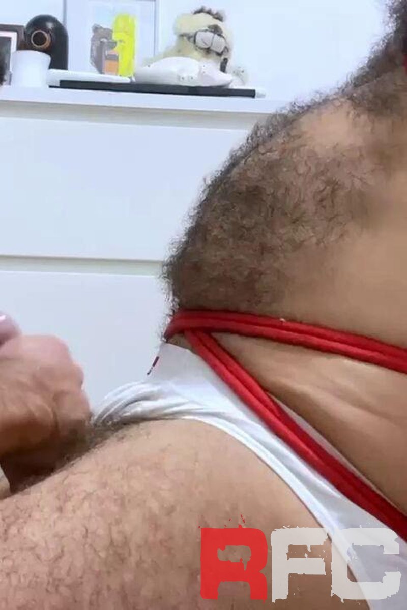 Cum Control - Screenshot 1 of 4 - Big Muscle Guys