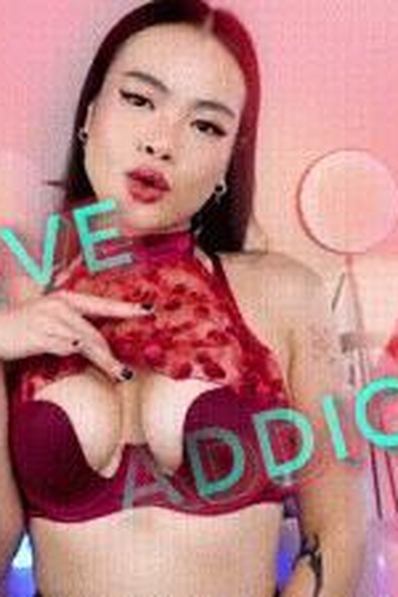 Expensive Addiction - Screenshot 1 of 4 - Asian