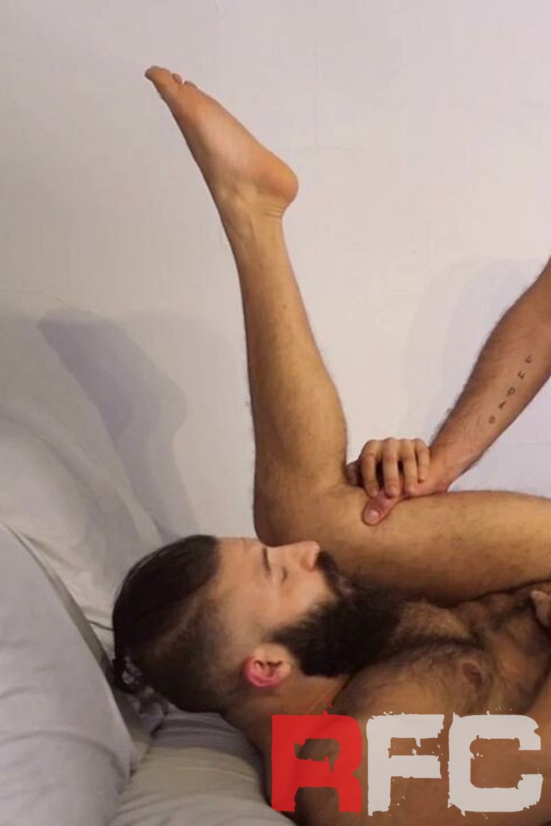 Part 2: Time with Daddy - Screenshot 1 of 4 - Big Muscle Guys