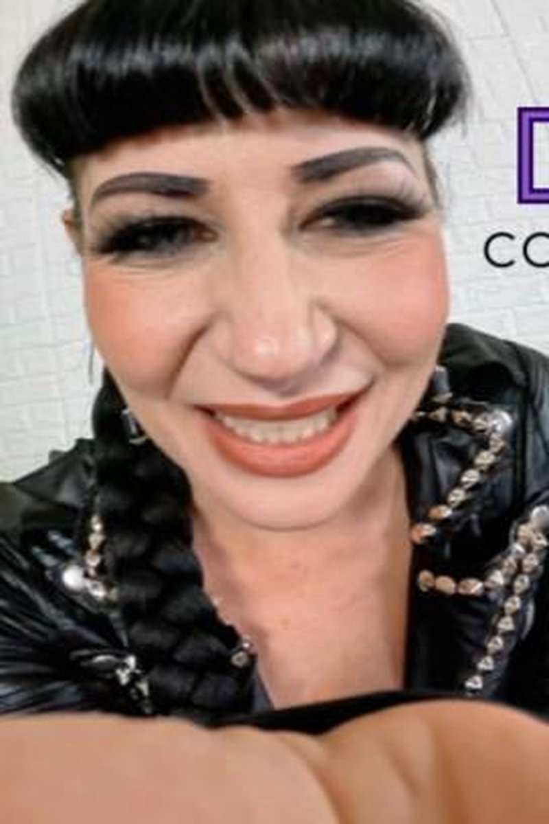 Divine Consumption: Nyxon's Vore Fantasy 1080 - Screenshot 1 of 4 - Mouth Fetish