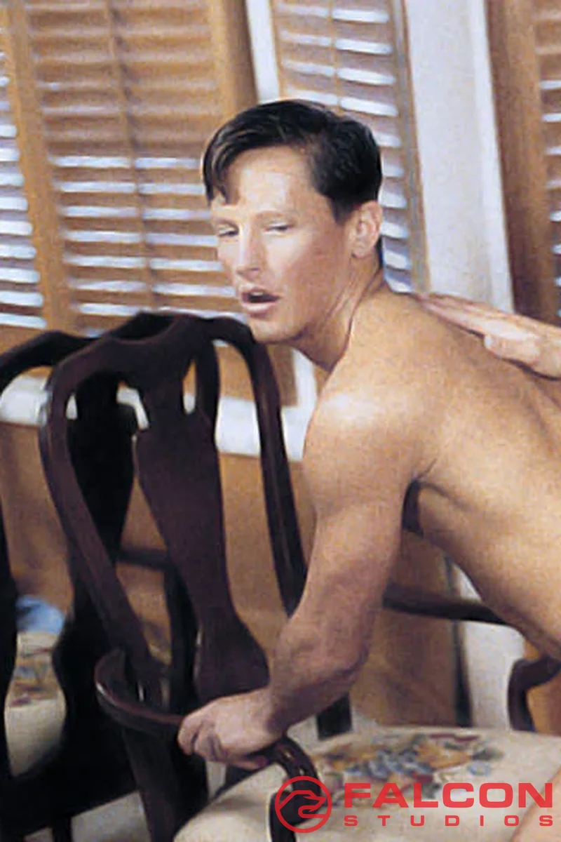 Plugged in - Screenshot 1 of 4 - Anal