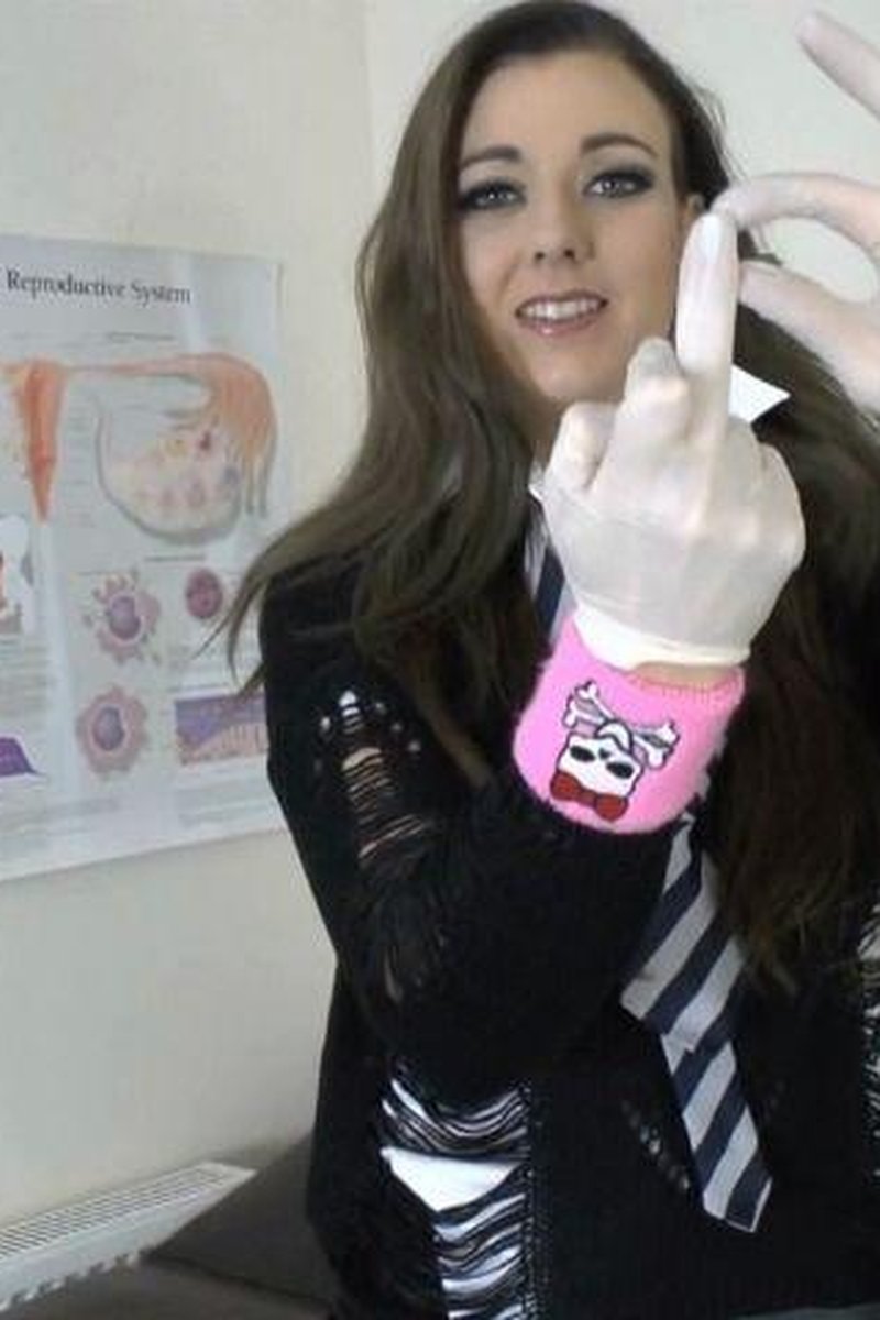 Sapphire Torments Your Useless Tiny Dick - Screenshot 1 of 4 - Bitch