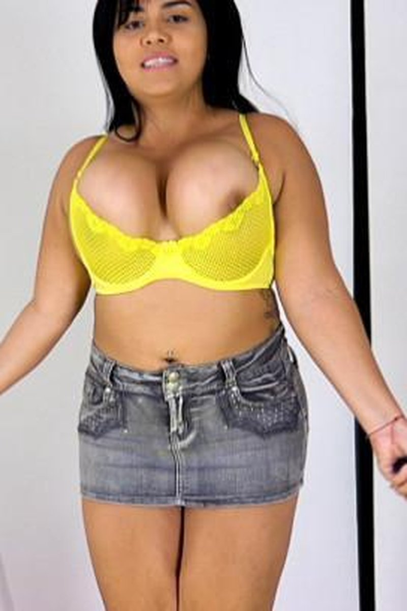 Big Little Bra Problems While Exercising - Screenshot 1 of 4 - Big Tits
