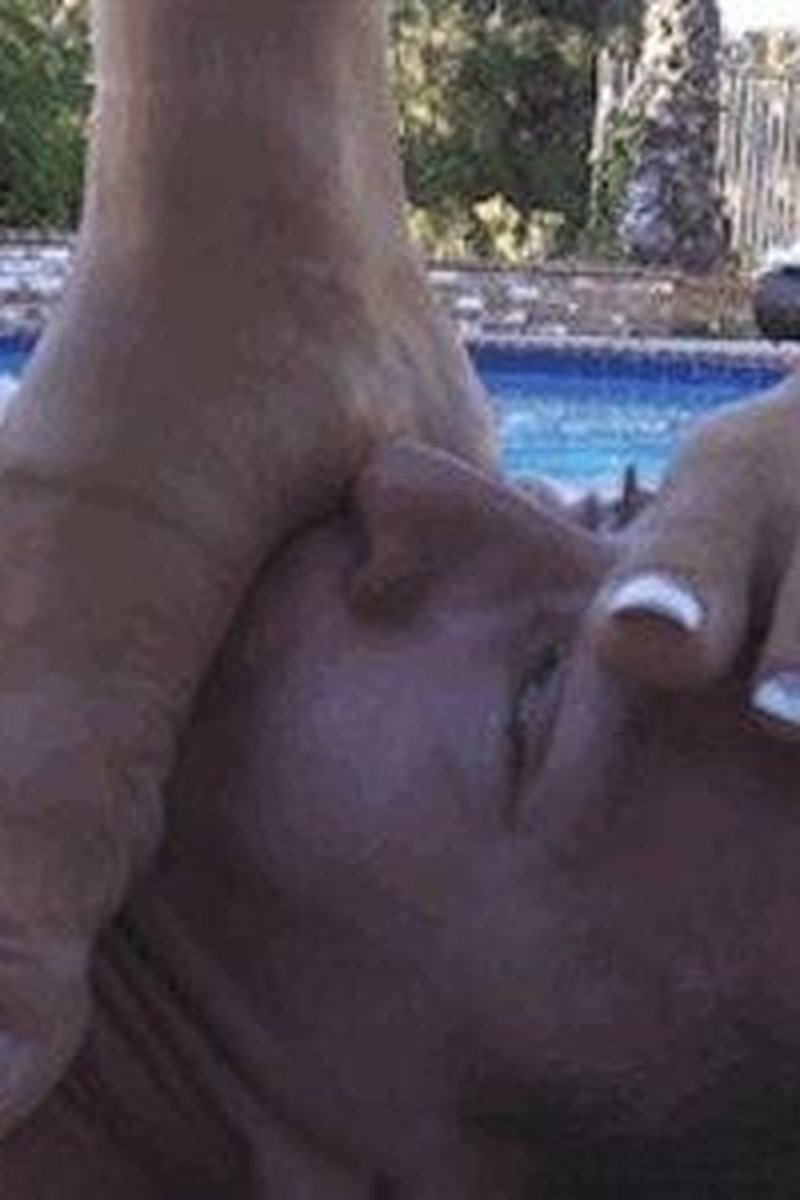 Poolside Trample (Mobile Devices) - Screenshot 1 of 4 - Femdom