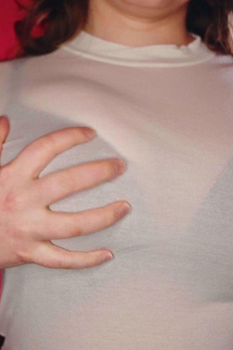 Oiled Chest Massage ASMR - Screenshot 1 of 4 - Massage
