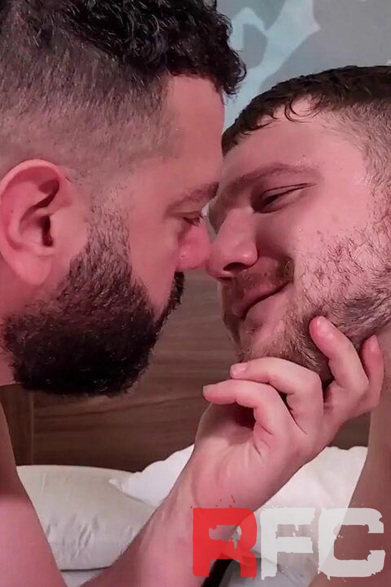 Fitting In - Screenshot 1 of 4 - Daddy Roleplay