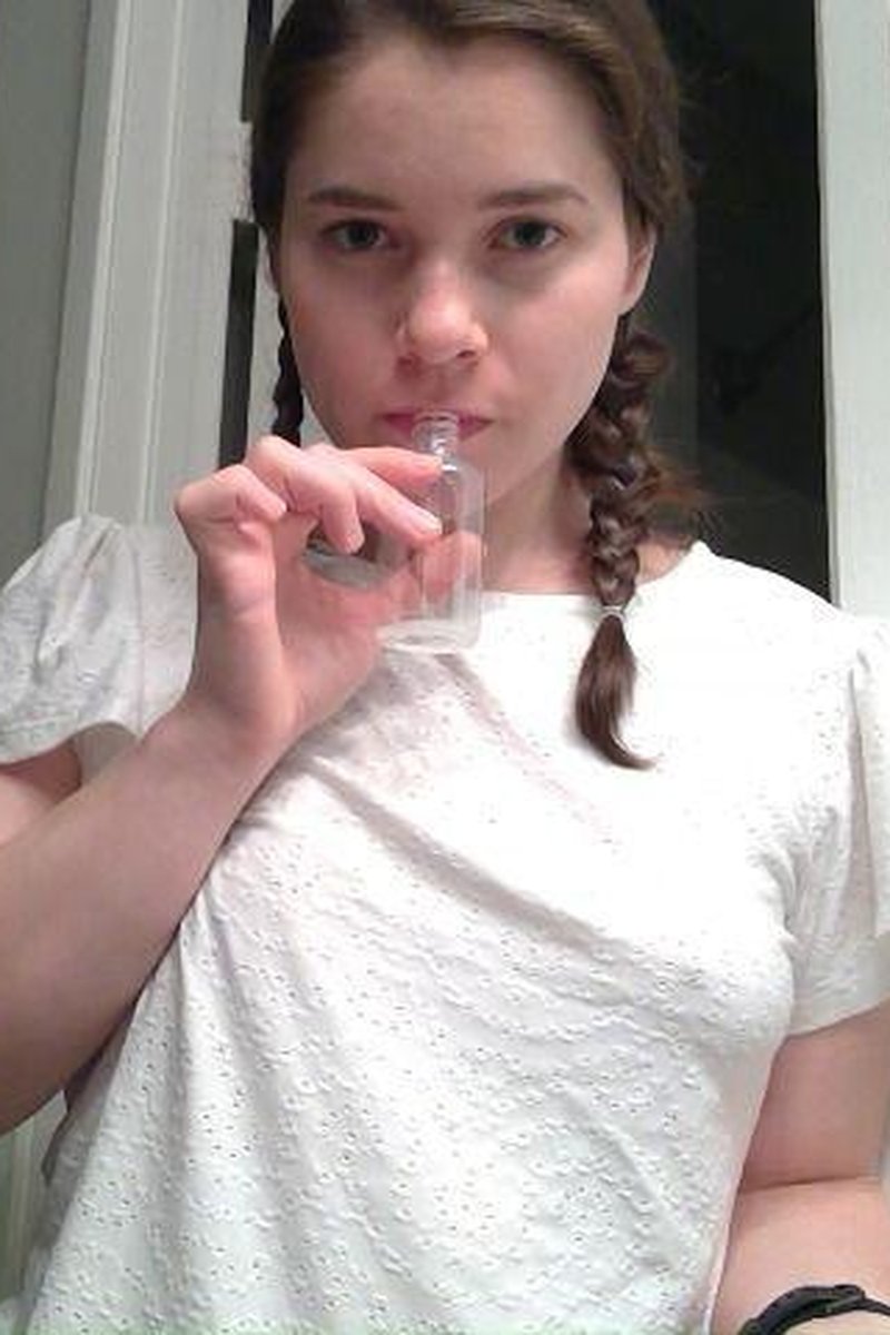 Brushing My Teeth - Screenshot 1 of 4 - Braids