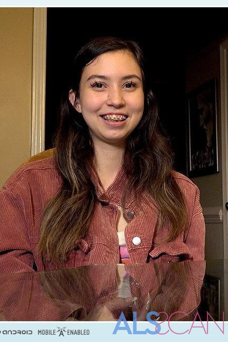Interview - Screenshot 1 of 4 - Behind The Scenes