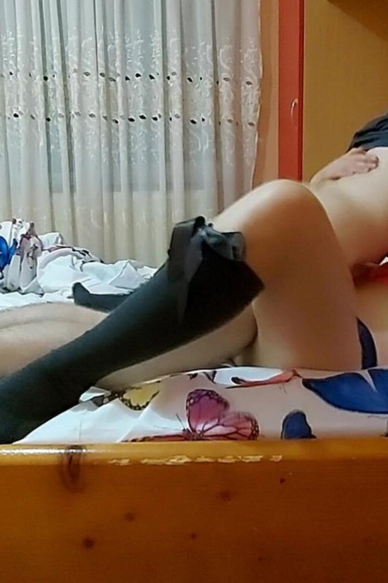 Missionary Homemade Sex - Screenshot 1 of 4 - Girlfriend