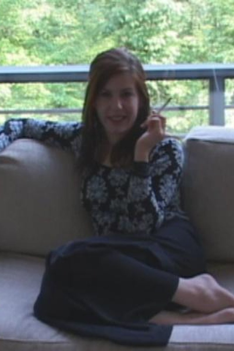 Madelyn E 1 - Screenshot 1 of 4 - Spanking