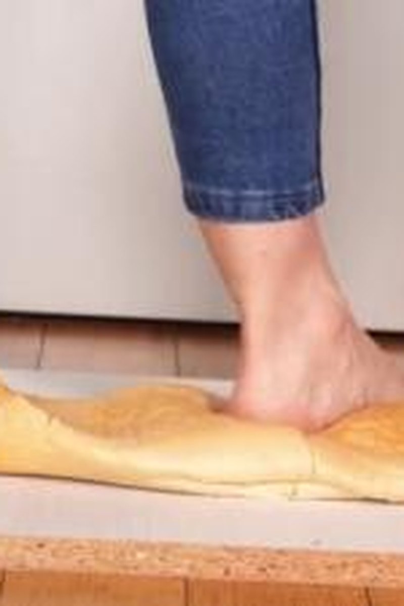 Barefoot Bread Crushing - Screenshot 1 of 4 - Femdom