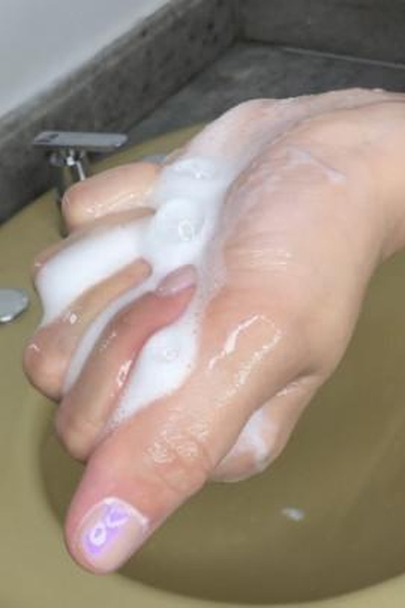 Hands Fetish - Screenshot 1 of 4 - Fetish