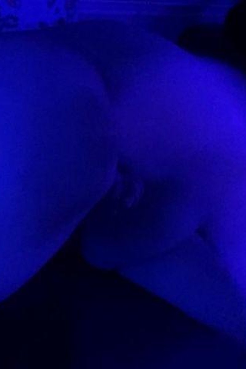 Wagging Tail Plug - Screenshot 1 of 4 - Butt Plug