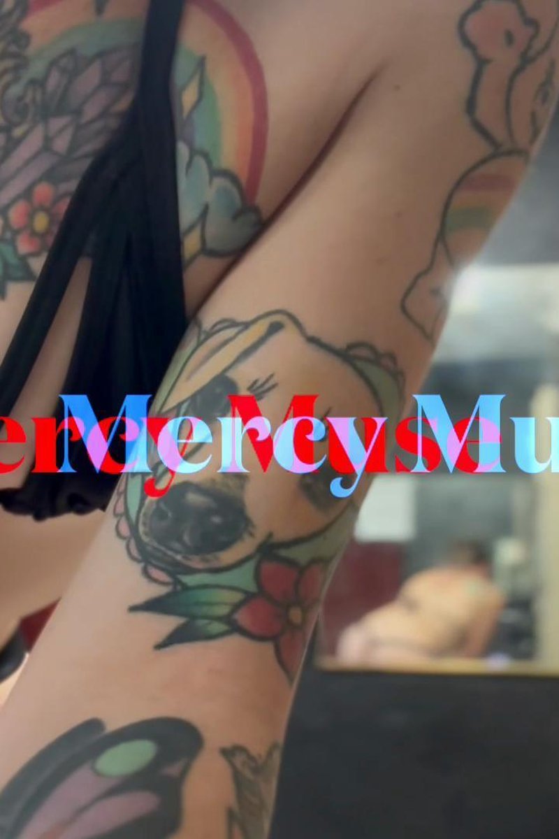 Mercy Muse Backstage - Screenshot 1 of 4 - Behind The Scenes