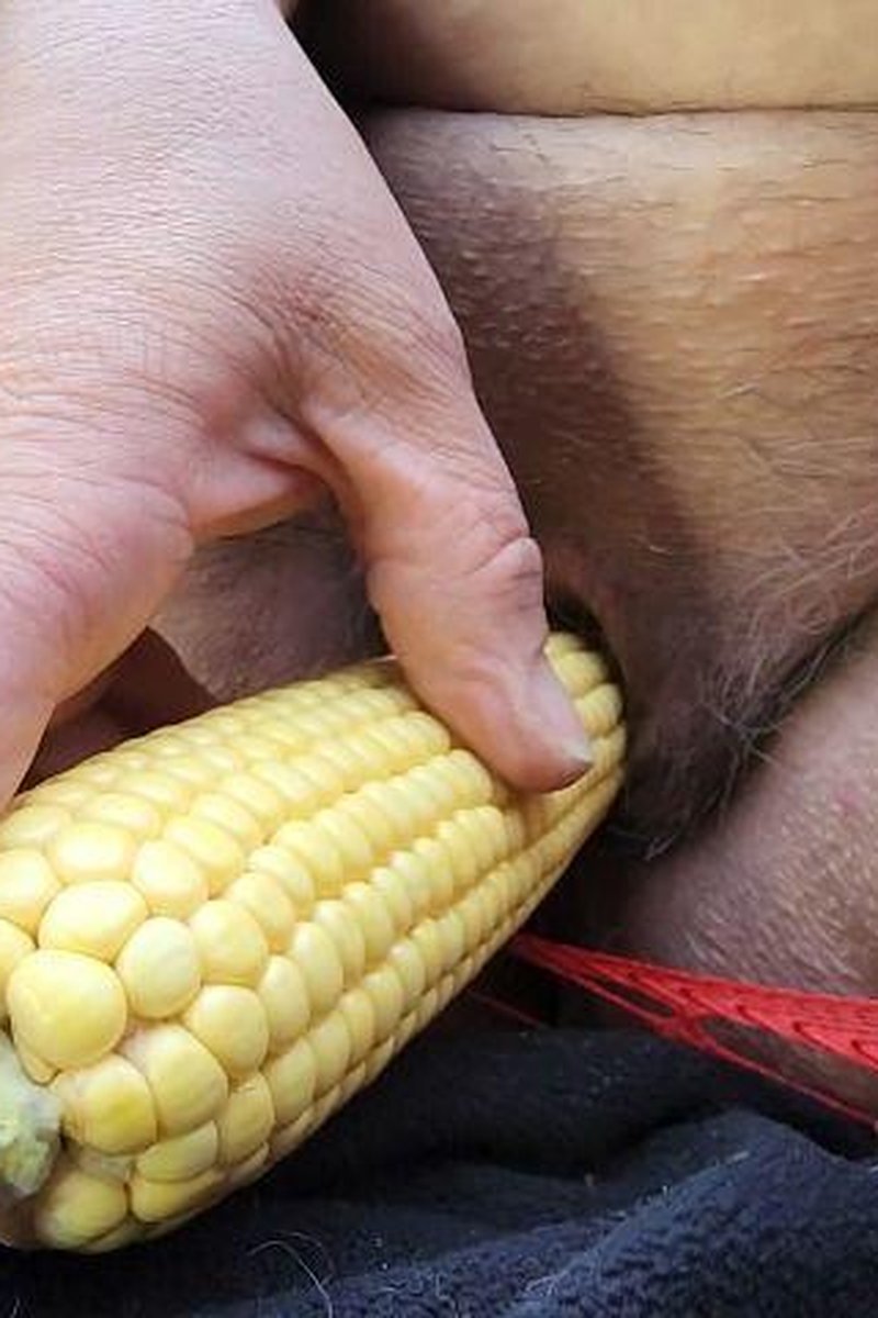 Corn Porn - Screenshot 1 of 4 - BBW
