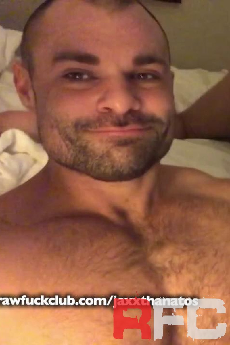 Group Fun - Screenshot 1 of 4 - Big Muscle Guys