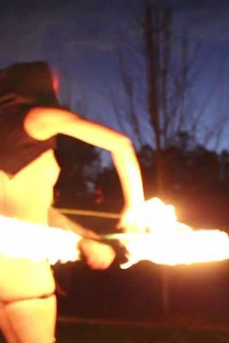 Flame Princess - Screenshot 1 of 4 - Belly Dancing