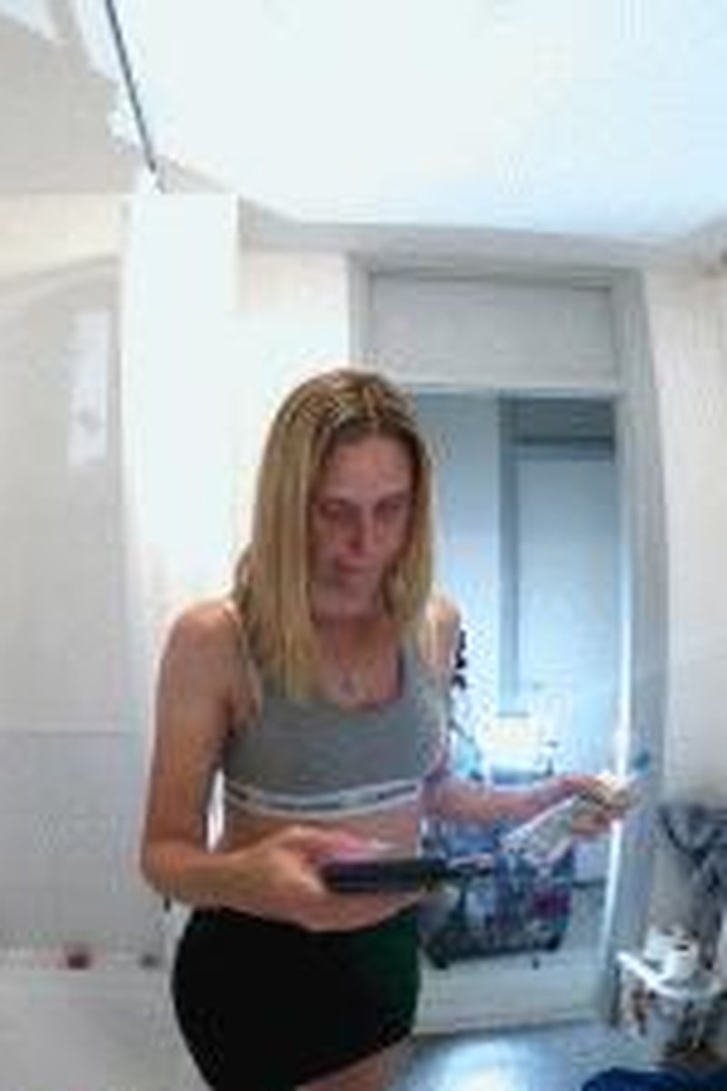 Danielle Brushing Her Teeth - Screenshot 1 of 4 - Mouth Fetish