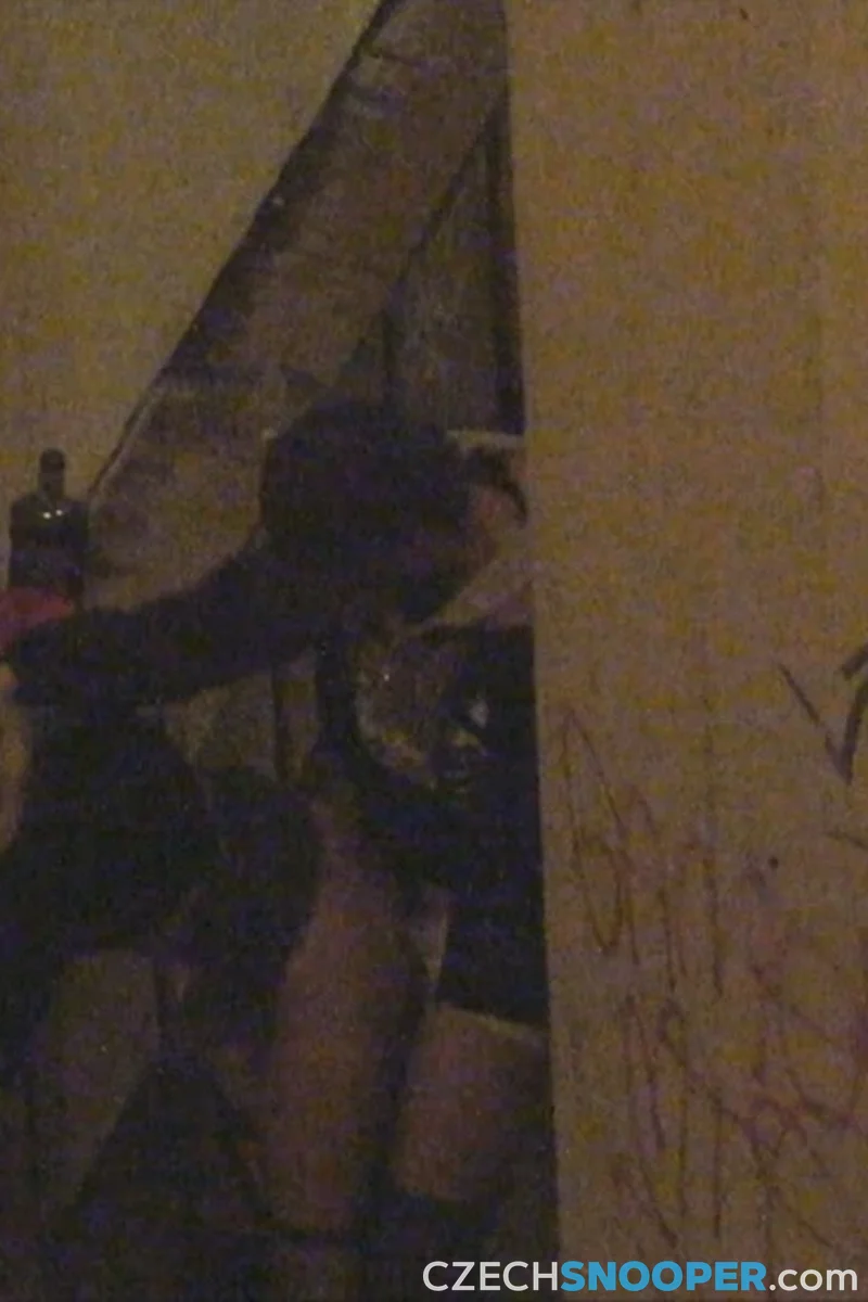Prostitute Caught Redhanded - Screenshot 1 of 4 - Blond Hair