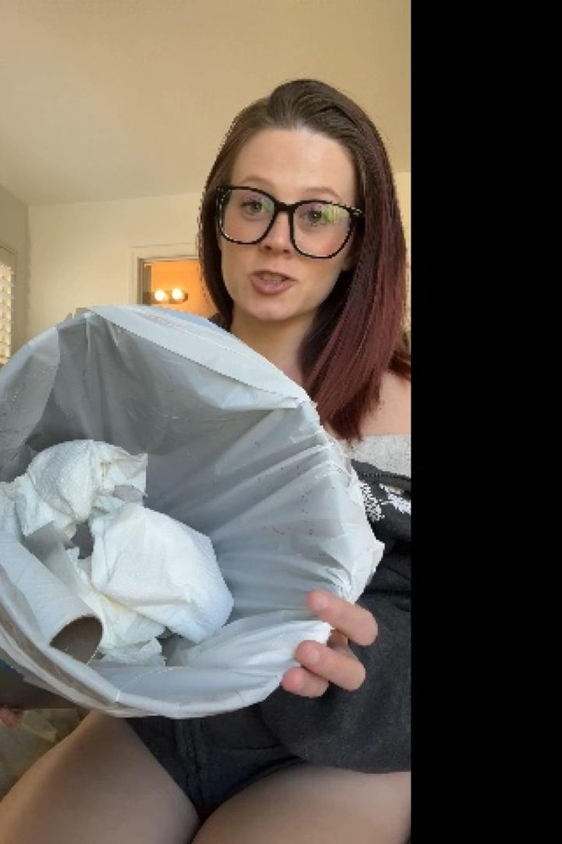 Humiliation - Screenshot 1 of 4 - Femdom