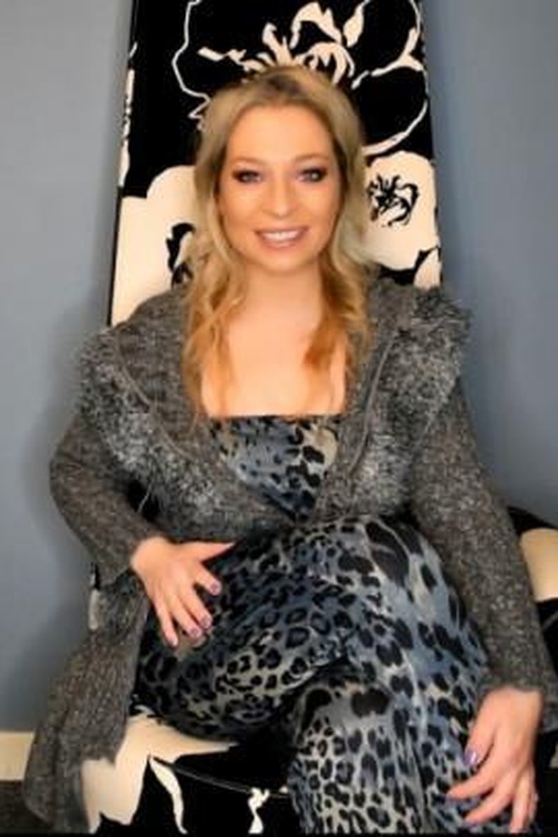 Unlearn - Screenshot 1 of 4 - Bitch