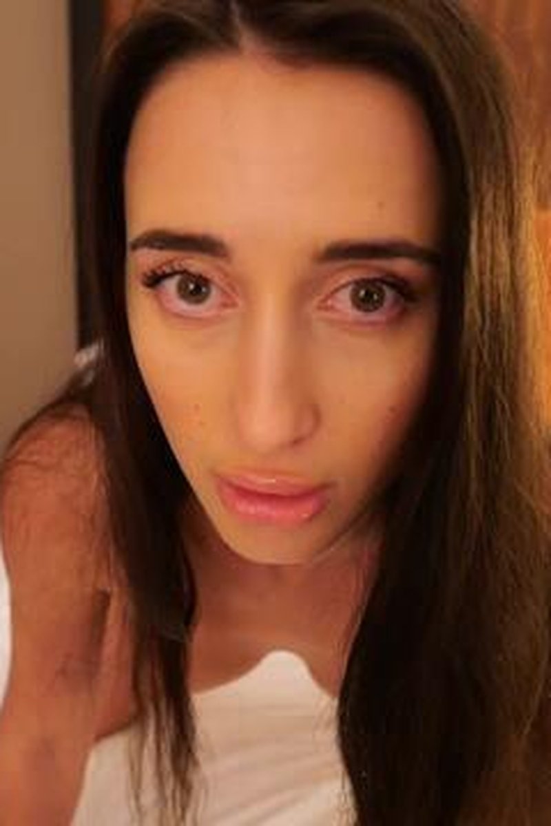 Anna D Remote Controlled - Screenshot 1 of 4 - Erotic Magic