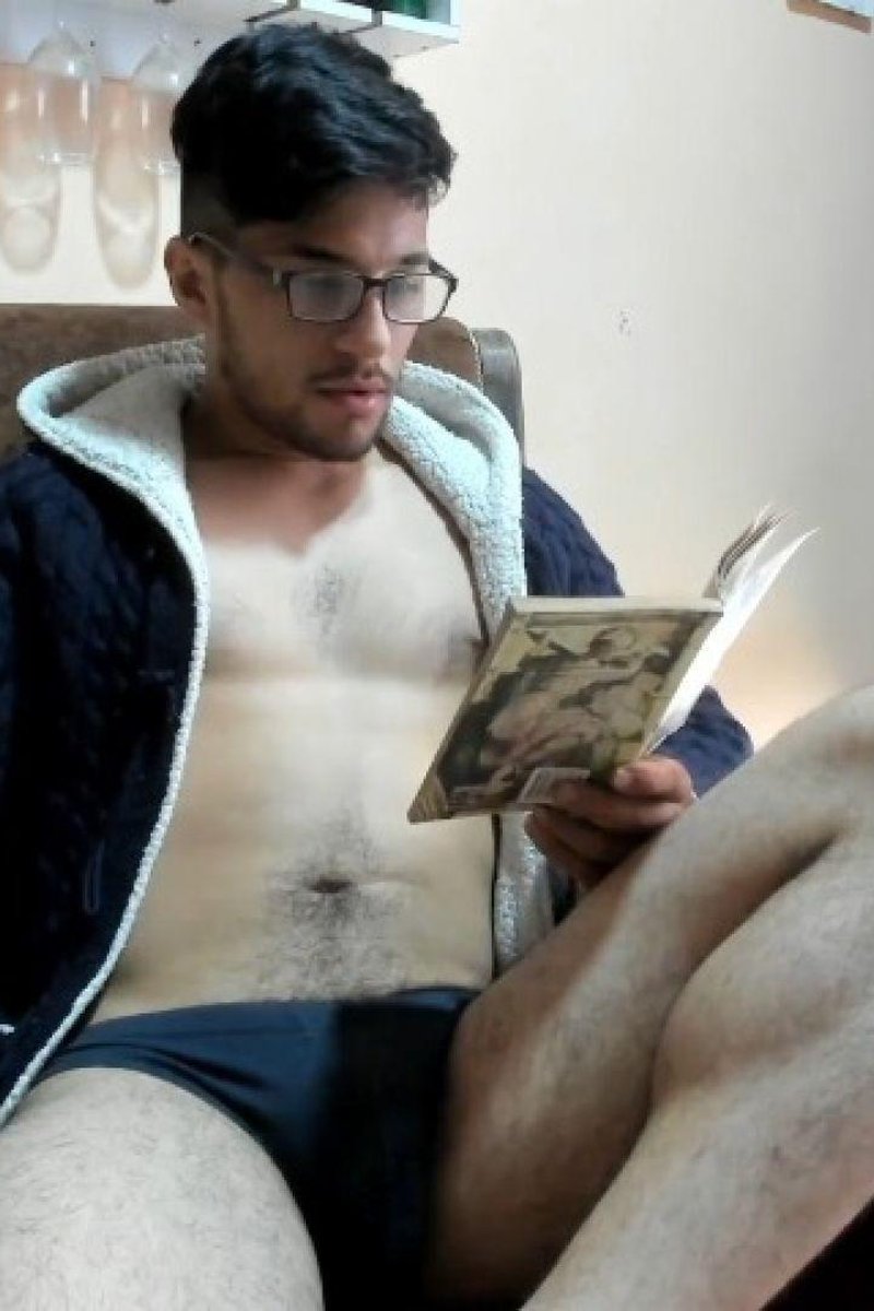 Intellectual Boy - Screenshot 1 of 4 - Bock