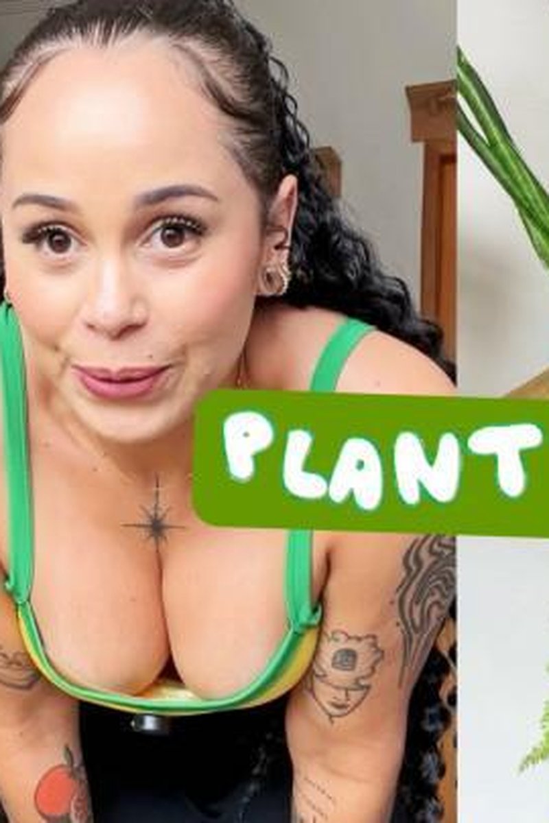 Tour Plant With Ella - Screenshot 1 of 4 - Braziliangirl